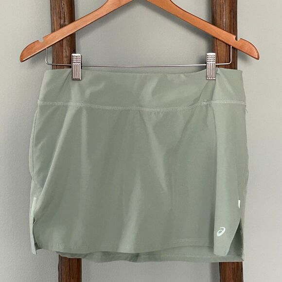 ASICS Skort mint color Size M - Picture 1 of 4